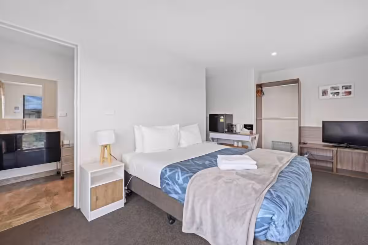 Hunter 1 Bedroom Apartment A (Without Kitchen)